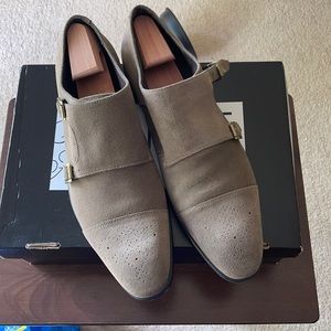 Saks Fifth Ave/Off Saks Connery